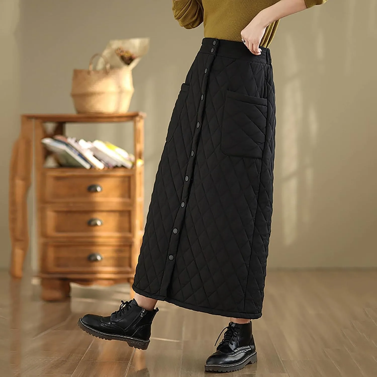 HGps8w Women's Button Front Winter Quilted Skirt, Elastic High Waisted Insulated Thicken Warm Maxi Down Skirts with Pockets